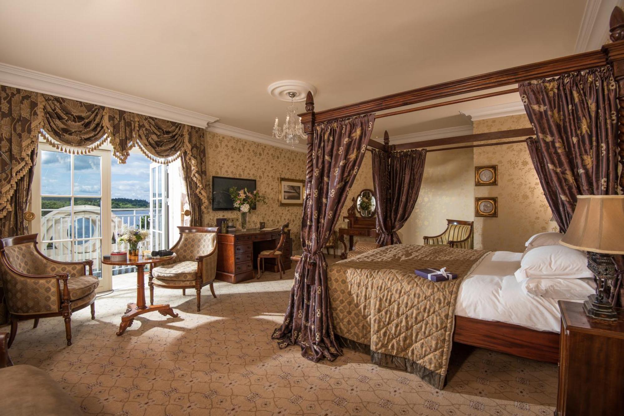 Lough Erne Resort Enniskillen Eksteriør bilde A bedroom at the hotel