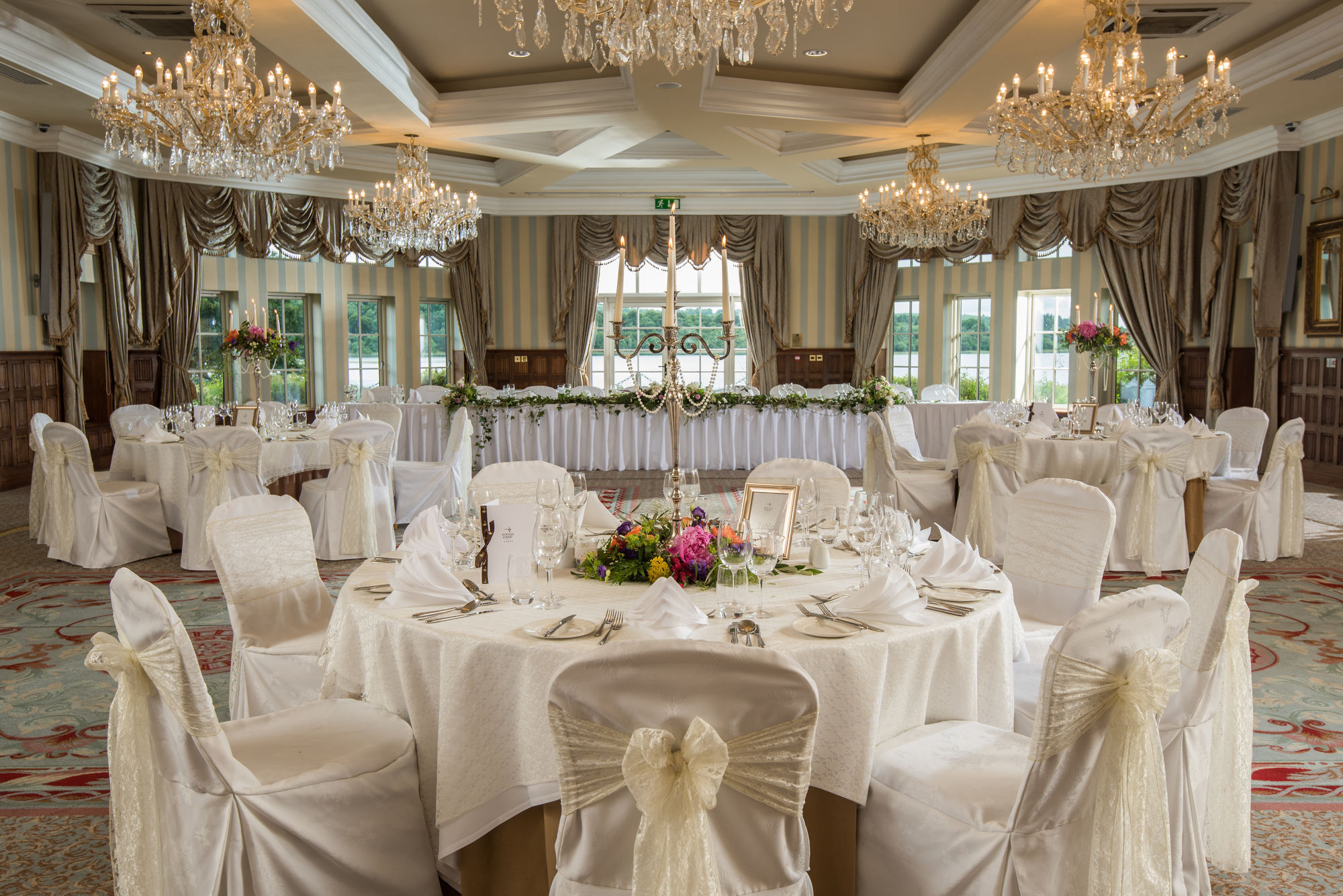 Lough Erne Resort Enniskillen Eksteriør bilde The ballroom at the hotel