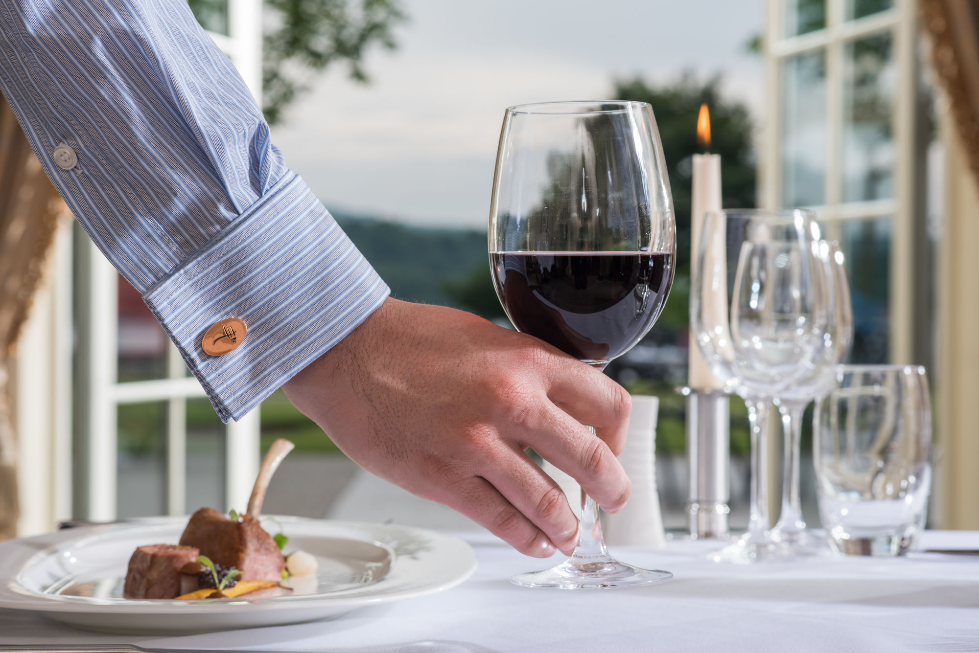 Lough Erne Resort Enniskillen Eksteriør bilde Wine service